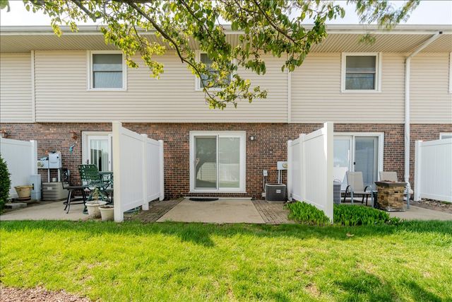 103 S Towanda Avenue 3, Normal, IL 61761