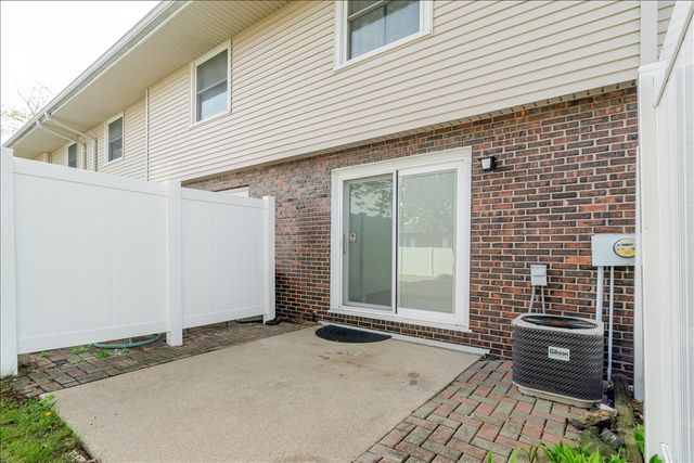 103 S Towanda Avenue 3, Normal, IL 61761