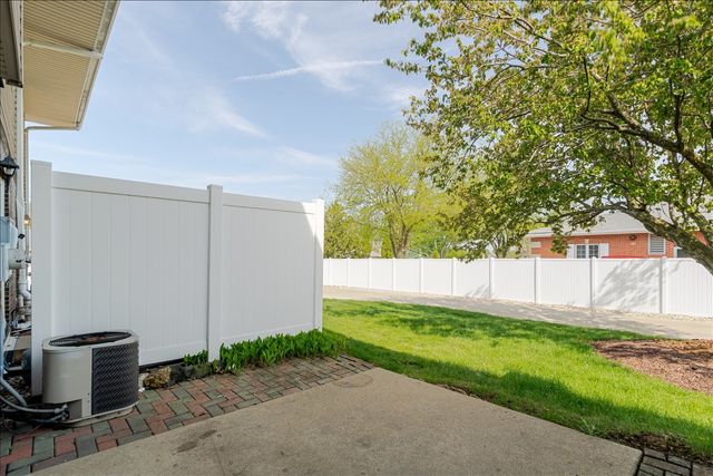 103 S Towanda Avenue 3, Normal, IL 61761