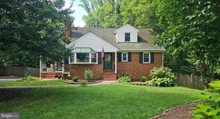 4021 LAUREL RD, Alexandria, VA 22309