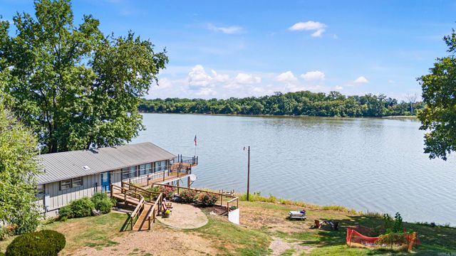 53 64 75 Pawpaw Bend Road, Morrilton, AR 72110