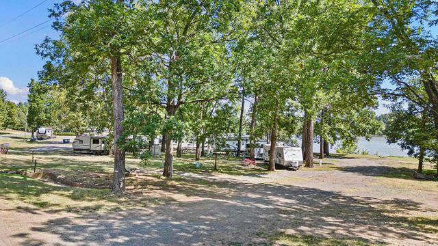 53 64 75 Pawpaw Bend Road, Morrilton, AR 72110