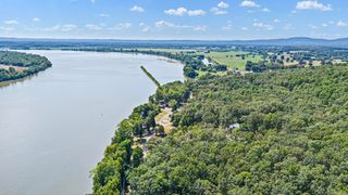 53 64 75 Pawpaw Bend Road, Morrilton, AR 72110