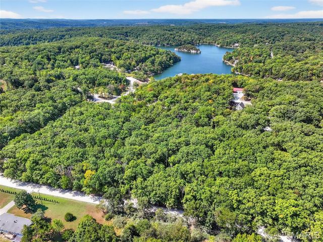 29129 Pinnacle Lake Road, New Florence, MO 63363