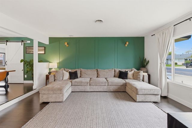 1701 Maywood Ave, Manteca, CA 95336