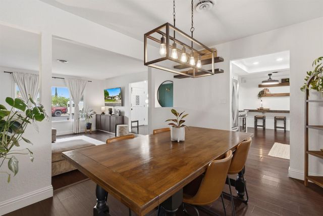 1701 Maywood Ave, Manteca, CA 95336