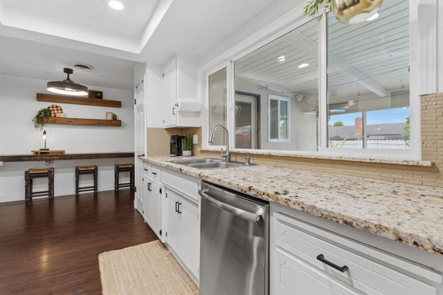 1701 Maywood Ave, Manteca, CA 95336