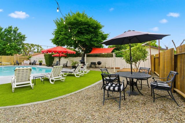 1701 Maywood Ave, Manteca, CA 95336