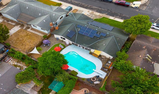 1701 Maywood Ave, Manteca, CA 95336