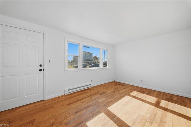 9513 6th Bay ST, Norfolk, VA 23518