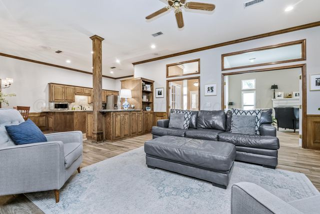 7806 CHRISTINA Avenue, Amarillo, TX 79121