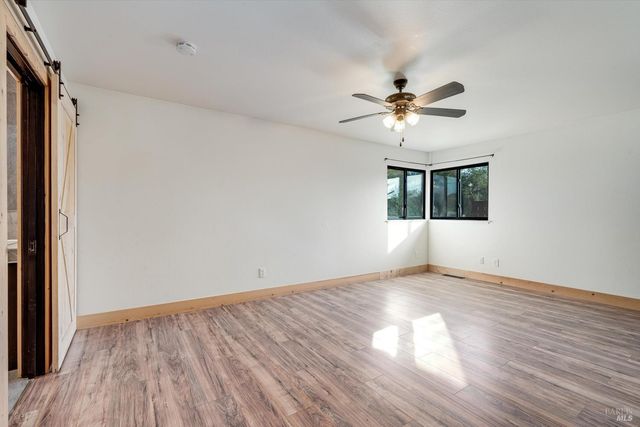 985 Gumview Rd, Windsor, CA 95492