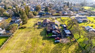 985 Gumview Rd, Windsor, CA 95492
