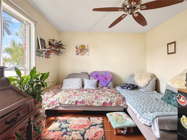 11501 NW 41st St, Sunrise, FL 33323