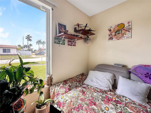 11501 NW 41st St, Sunrise, FL 33323