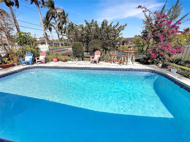 11501 NW 41st St, Sunrise, FL 33323