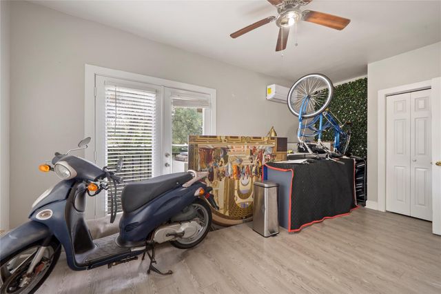 201 W 31st ST A, Austin, TX 78705