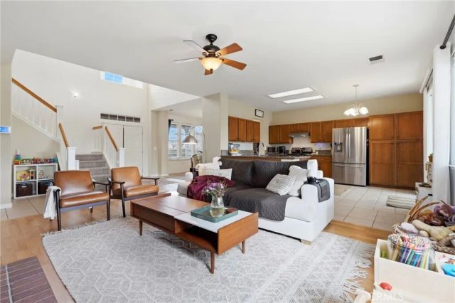 903 W Sandstone Court, Hanford, CA 93230