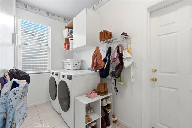 903 W Sandstone Court, Hanford, CA 93230