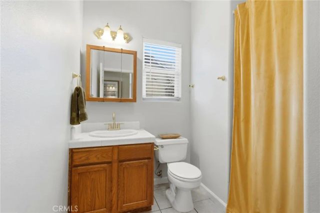 903 W Sandstone Court, Hanford, CA 93230