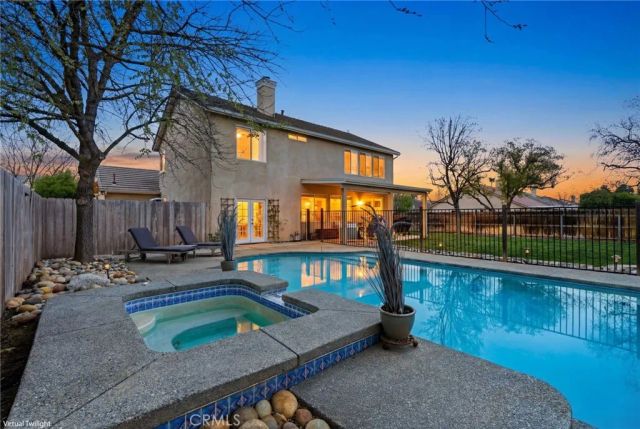 903 W Sandstone Court, Hanford, CA 93230