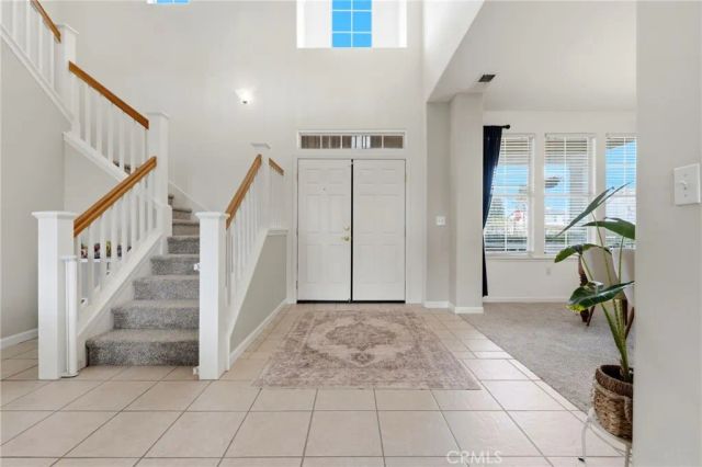 903 W Sandstone Court, Hanford, CA 93230