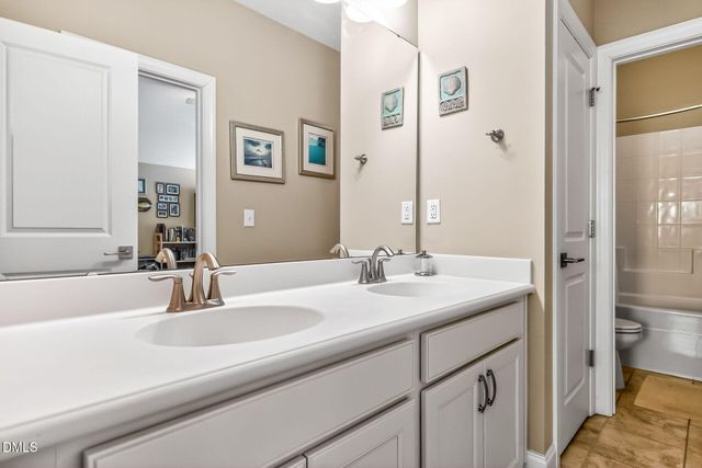 413 Daisy Grove Lane, Holly Springs, NC 27540