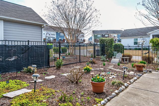 413 Daisy Grove Lane, Holly Springs, NC 27540