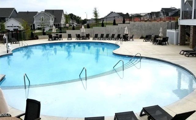 413 Daisy Grove Lane, Holly Springs, NC 27540