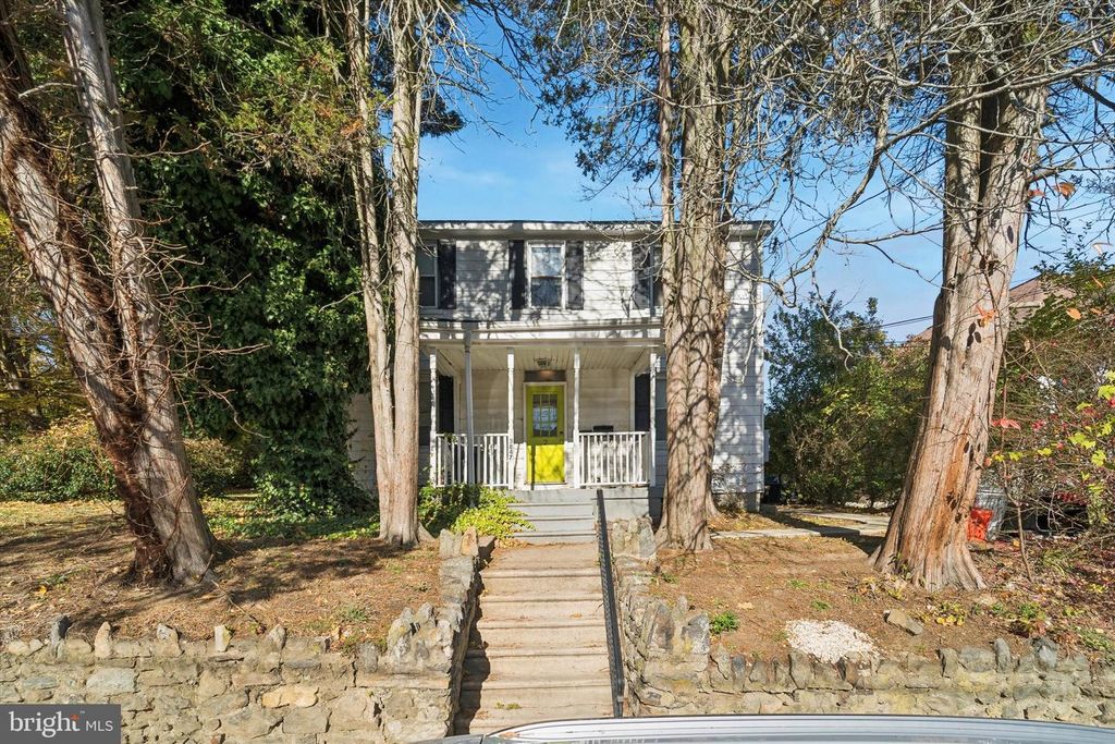 3847 DENNISON AVE, Drexel Hill, PA 19026