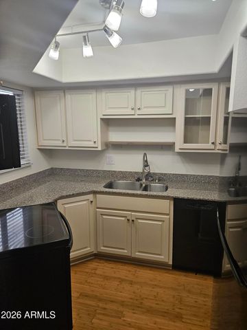 885 N GRANITE REEF Road 76, Scottsdale, AZ 85257