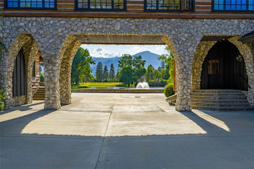 81 and 83 Bell Crossing W, Stevensville, MT 59870 photo 10