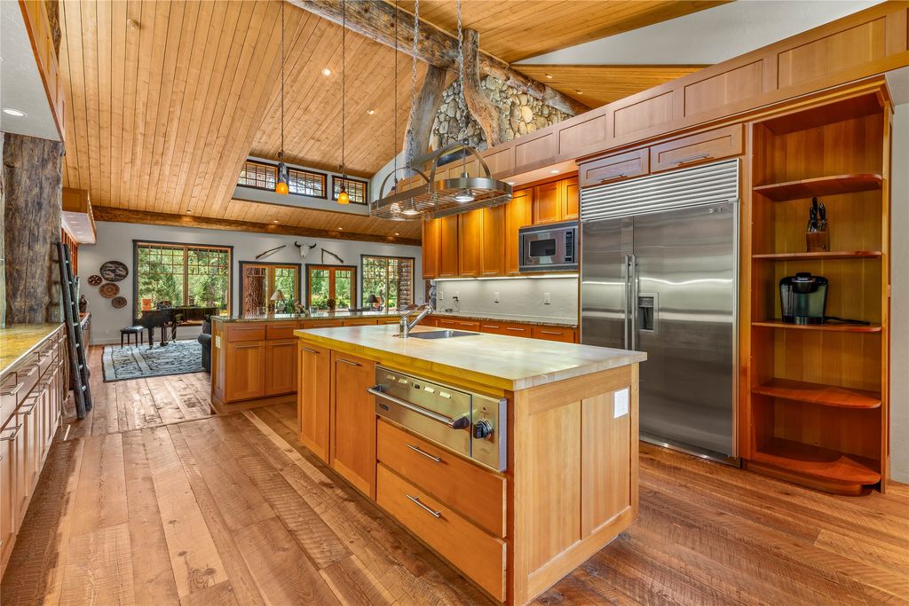 81 and 83 Bell Crossing W, Stevensville, MT 59870 photo 31