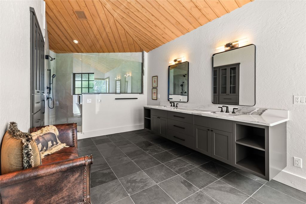 81 and 83 Bell Crossing W, Stevensville, MT 59870 photo 39