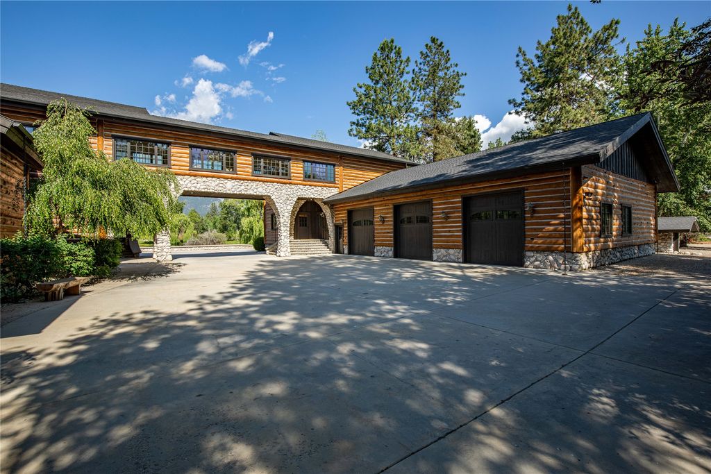 81 and 83 Bell Crossing W, Stevensville, MT 59870 photo 7