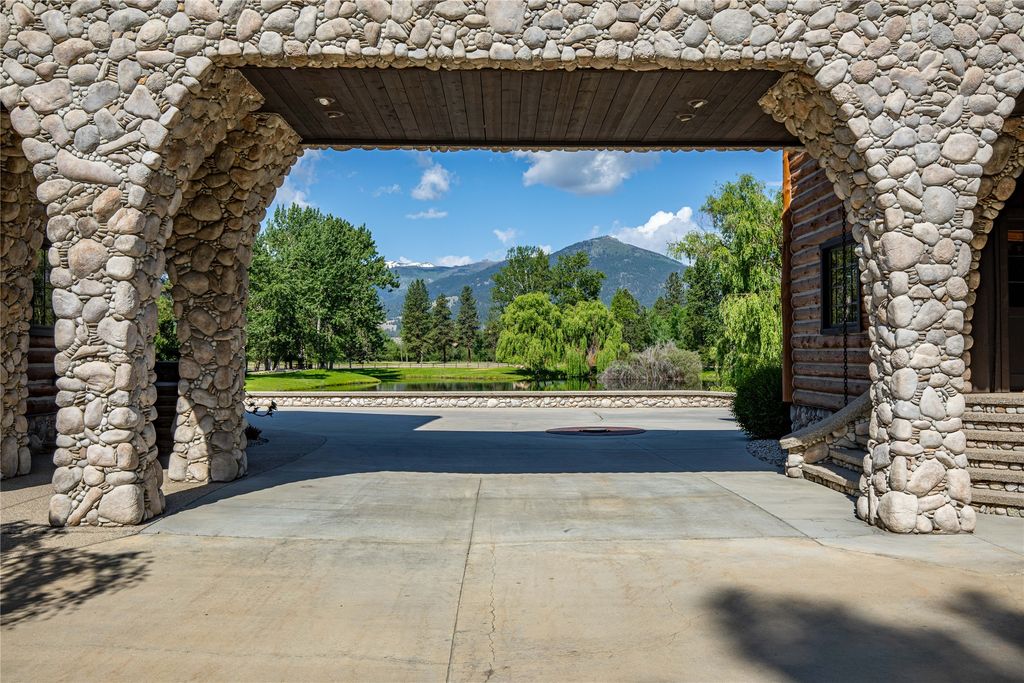 81 and 83 Bell Crossing W, Stevensville, MT 59870 photo 9