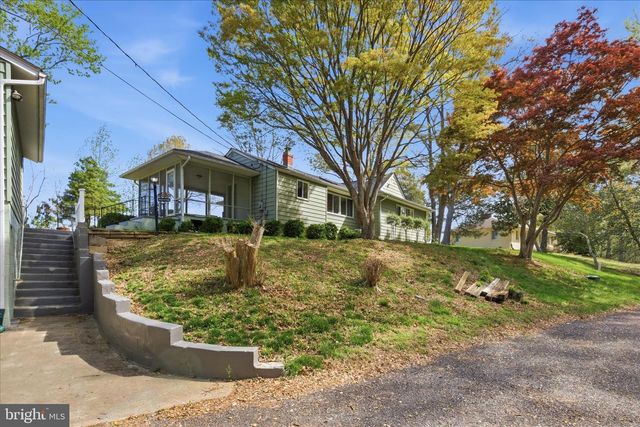 43732 RASPBERRY LN, Hollywood, MD 20636