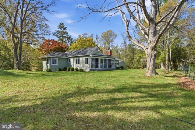 43732 RASPBERRY LN, Hollywood, MD 20636