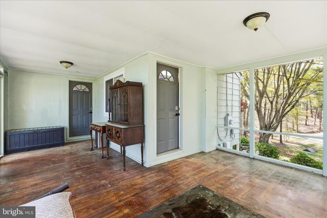 43732 RASPBERRY LN, Hollywood, MD 20636