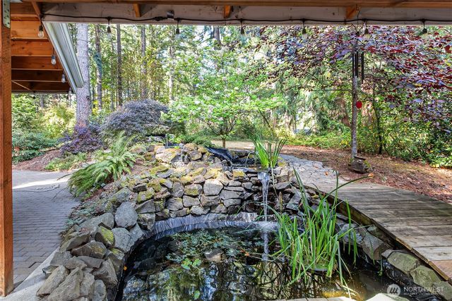 708 3rd Street W, Rainier, WA 98576