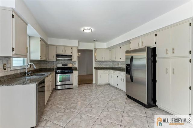 21 Eldridge Drive, East Brunswick, NJ 08816