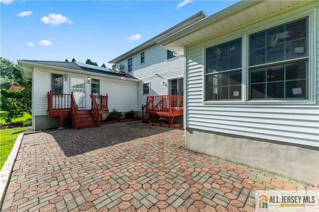 21 Eldridge Drive, East Brunswick, NJ 08816