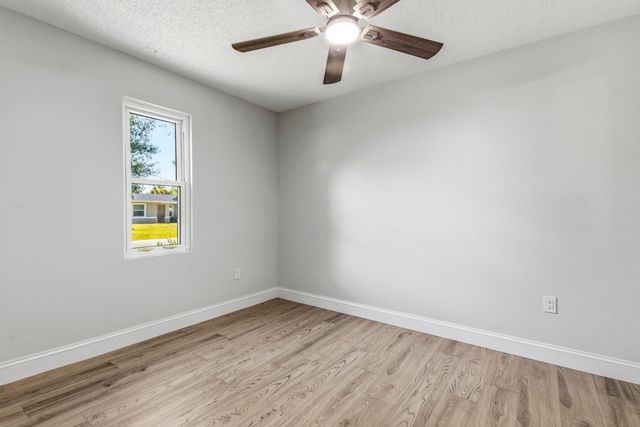 1640 SANDUSKY Street SE, Palm Bay, FL 32909