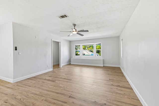 1640 SANDUSKY Street SE, Palm Bay, FL 32909