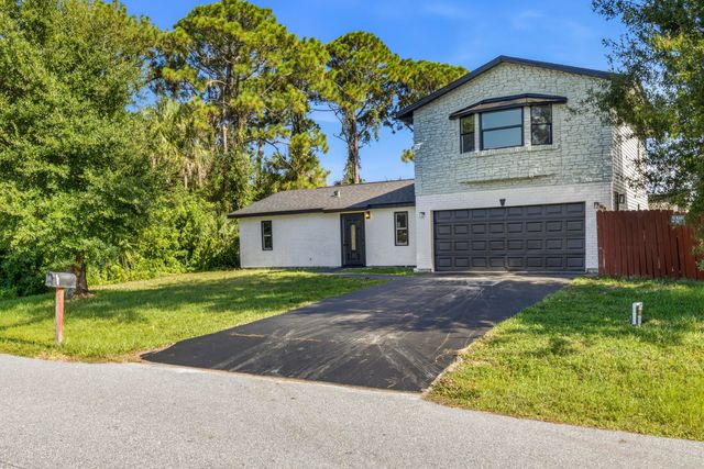 1640 SANDUSKY Street SE, Palm Bay, FL 32909
