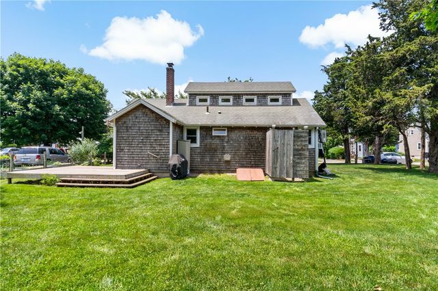 39 Salt Pond Way, Westerly, RI 02891
