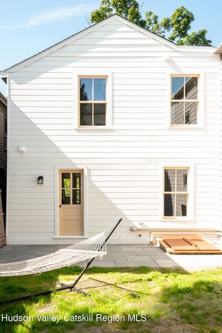 70 N 5th Street, Hudson, NY 12534