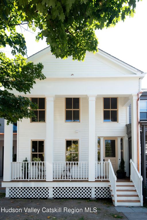 70 N 5th Street, Hudson, NY 12534