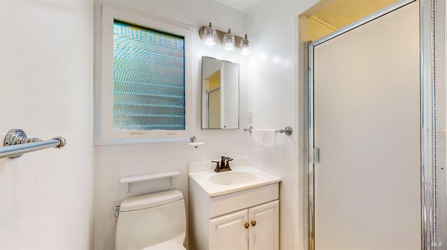 295 Scenic Rd, Fairfax, CA 94930