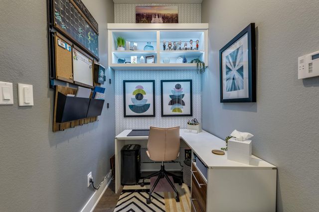 2729 War Wagon WAY, Leander, TX 78641